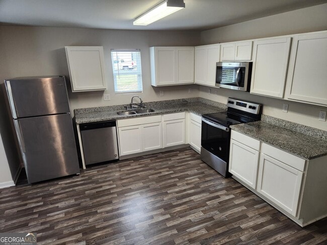 Building Photo - 437 Kildare Wy