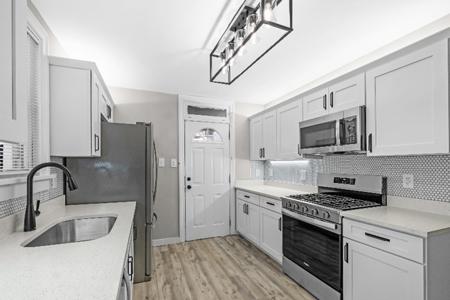 Building Photo - 52 Owendale Ave