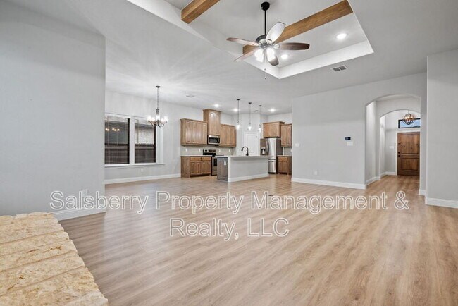 Building Photo - 1636 Town Creek Cir