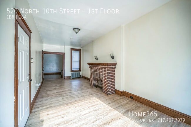 Building Photo - 520 N 10th St