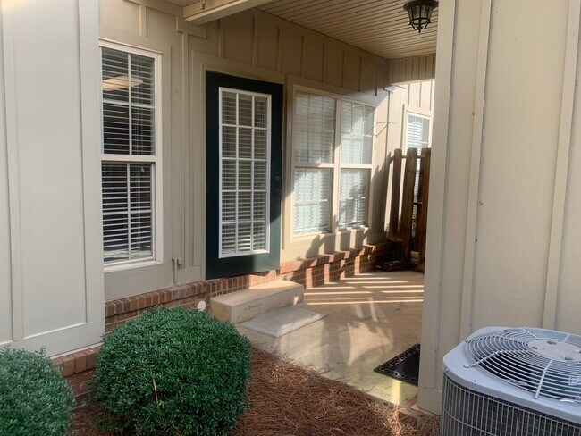 Breezeway - 1630 Academy Dr