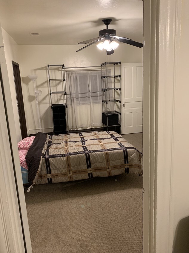 3276 Dawson St, Pittsburgh, PA 15213 Apartments in Pittsburgh, PA