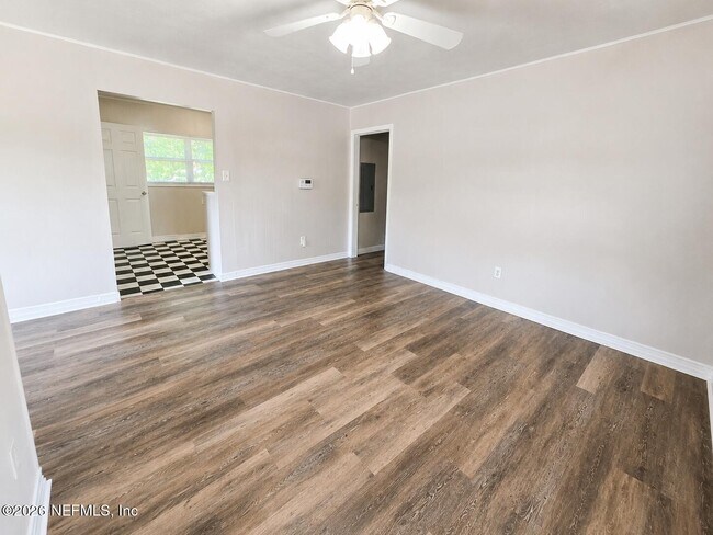 Foto del edificio - 10415 Briarcliff Rd E