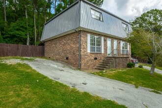 Building Photo - 741 S Germantown Cir