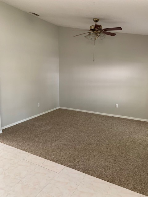 Building Photo - 9120 Rockrose Dr