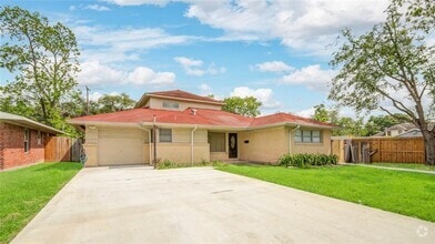 Building Photo - 5902 Hornwood Dr