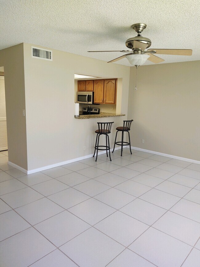Foto del edificio - 2900 SW 87th Ter