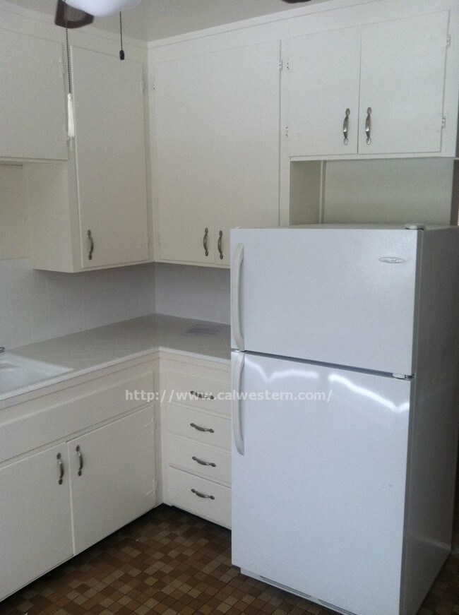 Foto del edificio - 2403 Homestead Rd