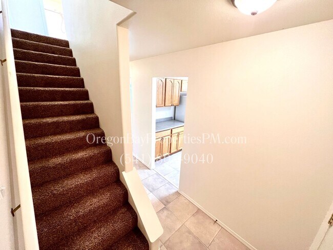 Foto del edificio - Clay St. Duplexes