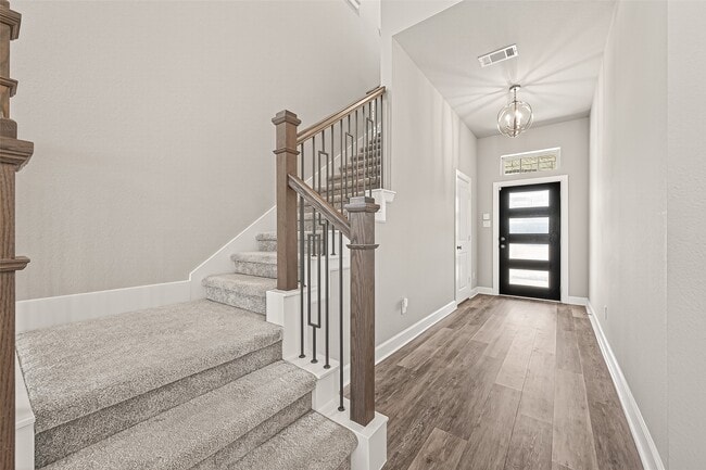 Building Photo - 23754 Pullin Market Dr