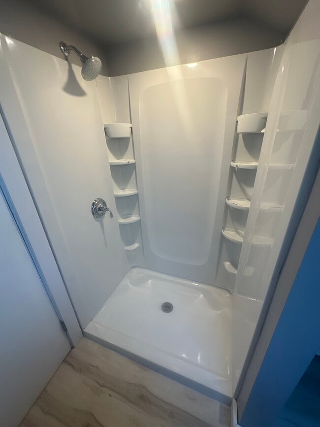 Foto del edificio - 63 Haddon Ave