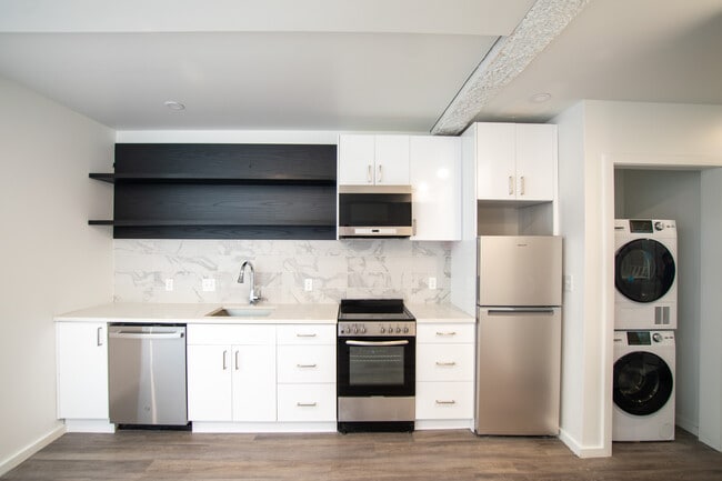 Building Photo - Annex 1201