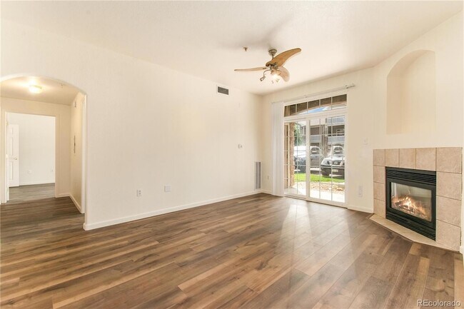 Foto del edificio - 7440 S Blackhawk St