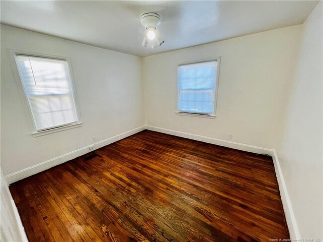 Building Photo - 1503 N Pine St