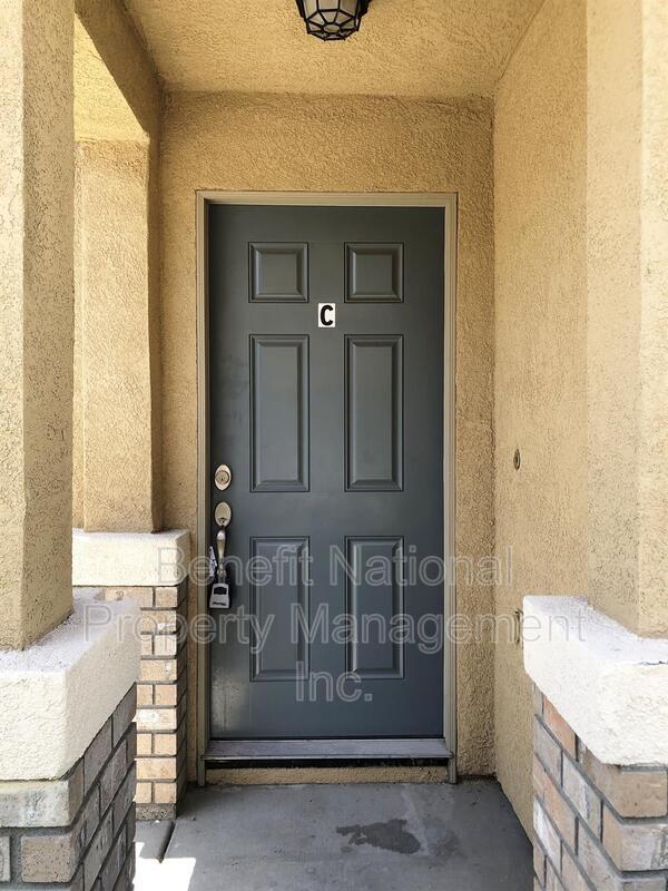 Building Photo - 39714 Columbia Union Dr