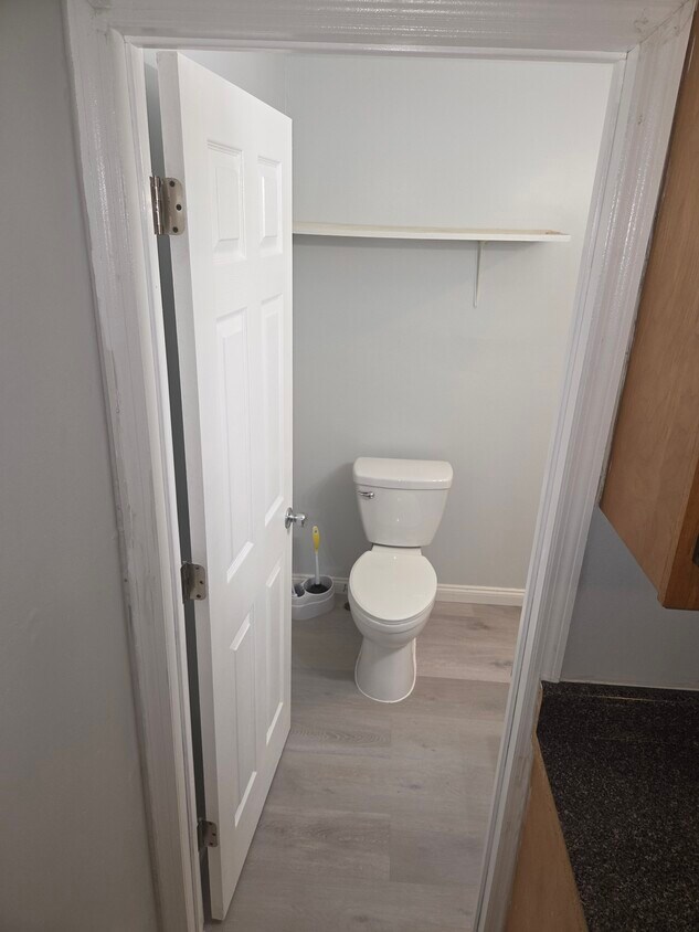 Foto principal - 2401 41st St