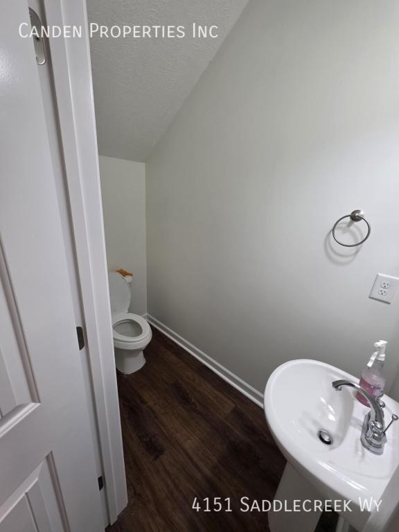 Foto del edificio - 4151 Saddlecreek Wy