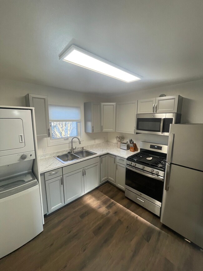 Cocina - 2635 Carroll Plz