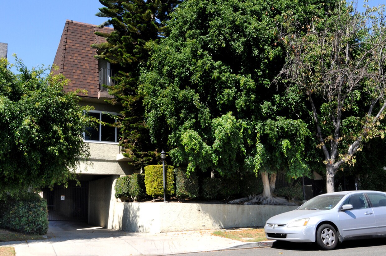 519 E Providencia Ave Unit A, Burbank, CA 91501 Condo for Rent in