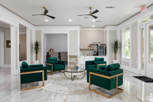 Interior Photo - Riverwalk Grand