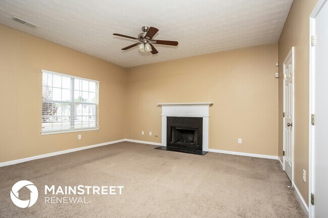 Building Photo - 3301 Sapphire Ct