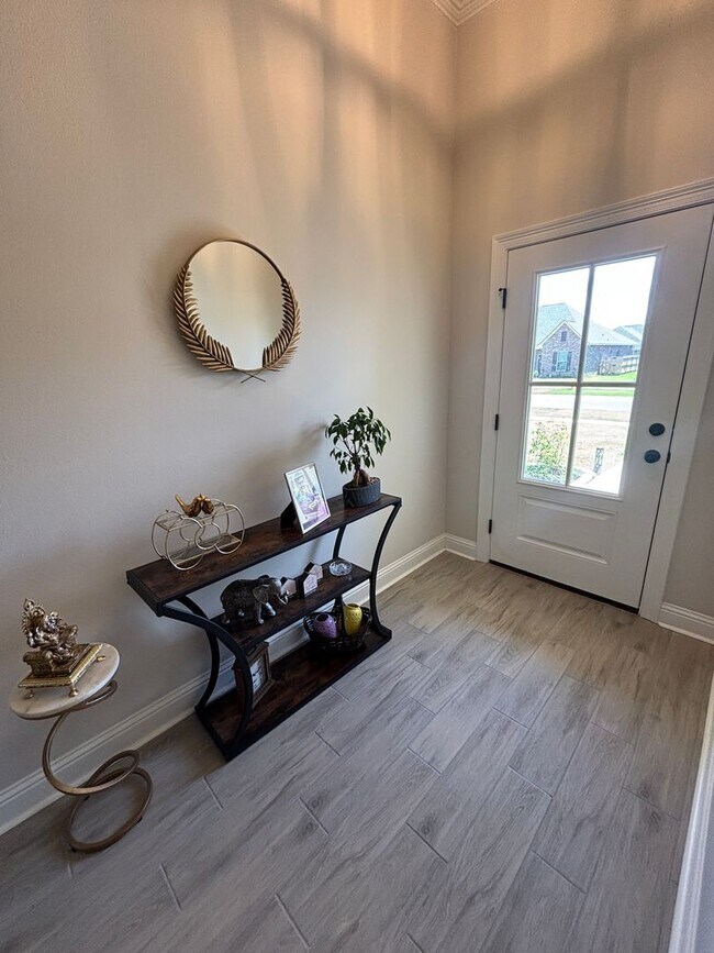Foto del edificio - BENTON SCHOOLS WITH COMMUNITY POOL (WILLOW HEIGHTS SUBDIVISION)