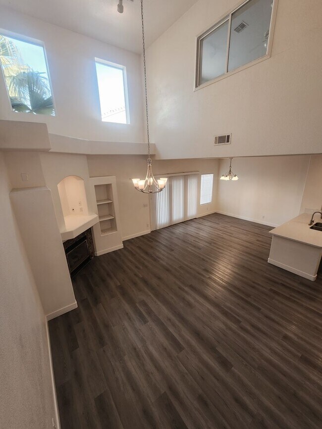 Foto del edificio - 5264 Island Chain Rd