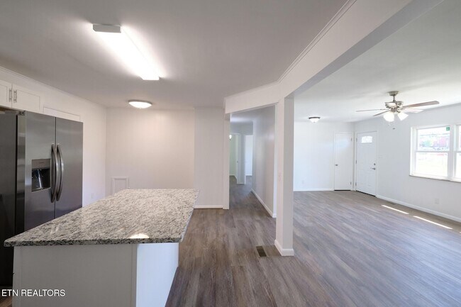 Foto del edificio - 2107 Tipton Station Rd
