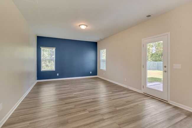 Building Photo - 1057 Waybridge Way