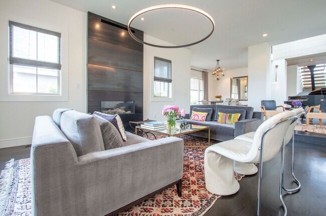 Foto del edificio - Stunning View Home in Tiburon