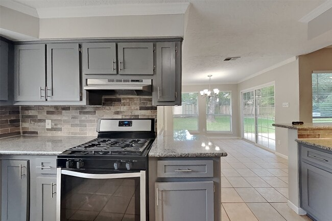Building Photo - 3602 Bear Lake Dr
