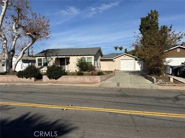 Building Photo - 437 Cucamonga Ave