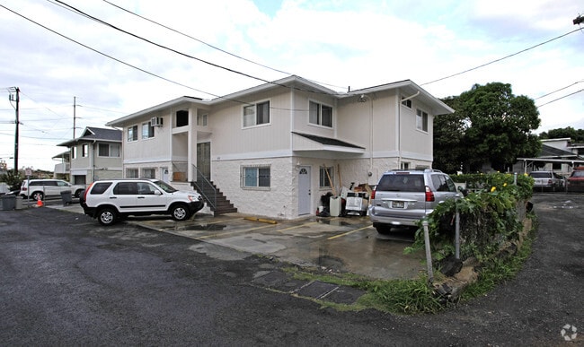 Building Photo - 1638 OO Ln