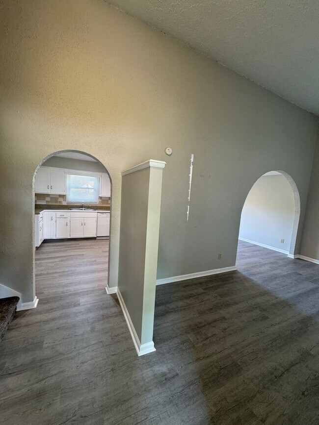 Building Photo - Franklin Twp - 3 BR home