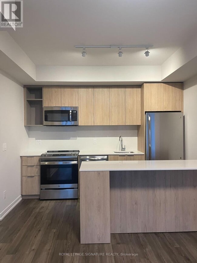 Photo du bâtiment - 25 Nicholas Ave