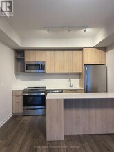 Building Photo - 25 Nicholas Ave