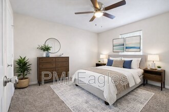 Building Photo - 263 White Oak Rd