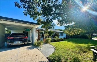 Building Photo - 1815 Barker Dr