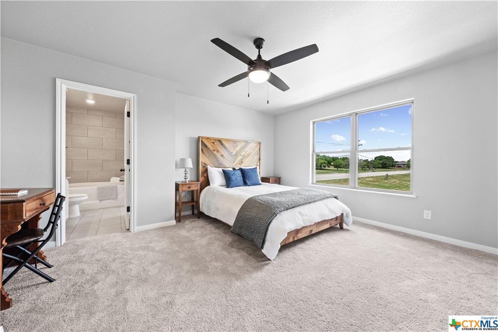 Foto principal - 745 Meiomi Dr