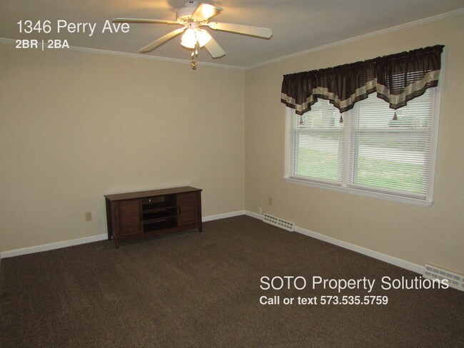 Foto del edificio - 1346 Perry Ave