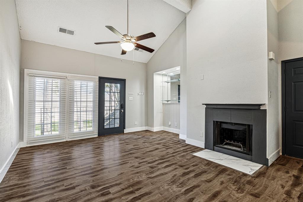Foto principal - 16800 Sugar Pine Dr