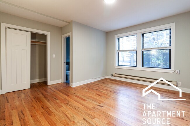 Foto del edificio - 4546 N Damen Ave