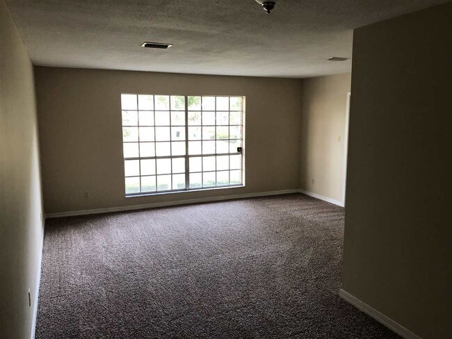 Building Photo - 3119 Corrib Dr