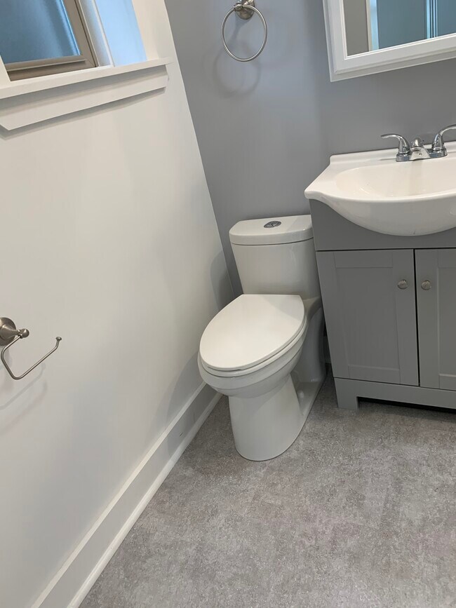 Baño - 5410 Howe St