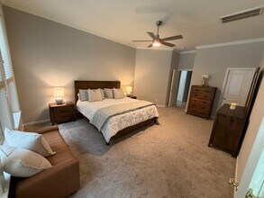 Building Photo - 27 E Shale Creek Cir