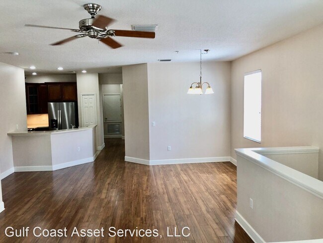 Building Photo - 3 br, 2 bath House - 8078 Moonstone Dr, #1...