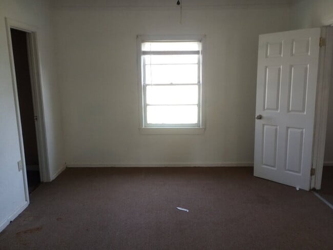 Foto del edificio - 406 Churchwell Ave