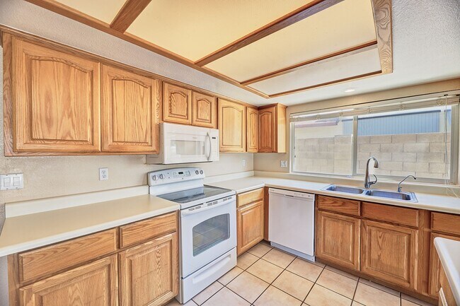 Foto del edificio - Garden Dr