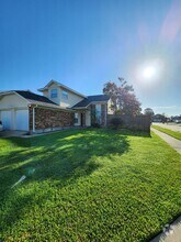 Building Photo - 3941 W Bamboo Dr