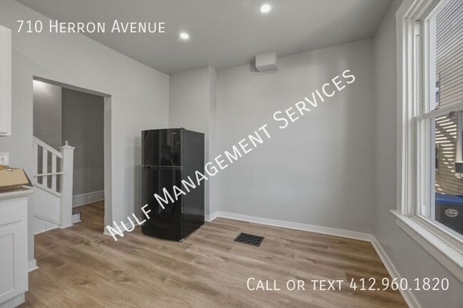 Foto del edificio - 710 Herron Ave